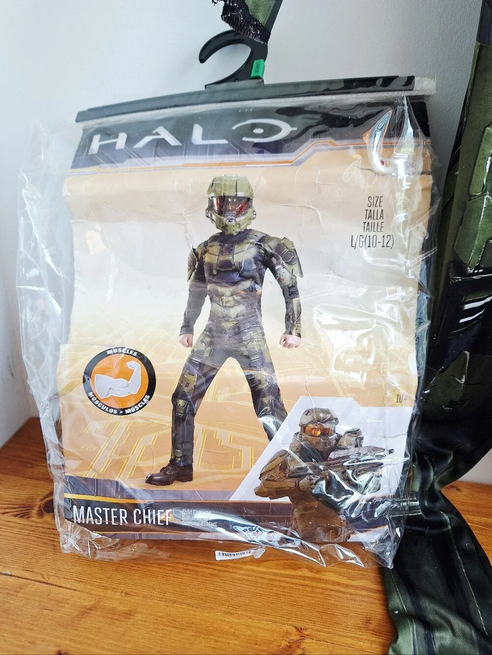 Halo Master Chief Muscle Costume w/ Helmet Boys Size L (10-12)